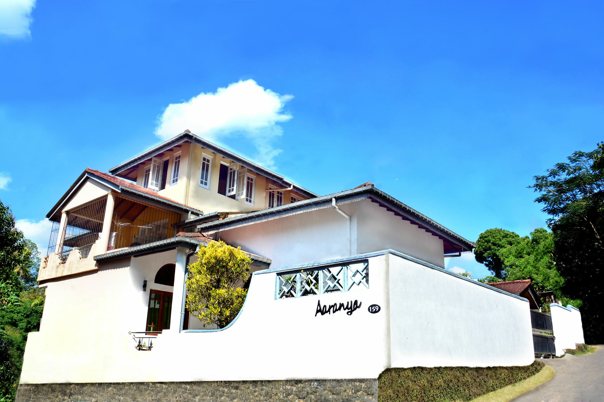 Aaranya Residence Kandy Exterior photo
